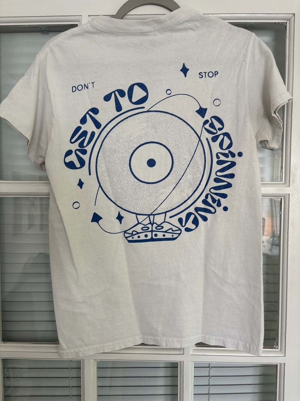 Empyre Get Spinnin White Graphic T-Shirt Size S